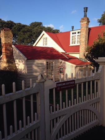 Ewelme Cottage